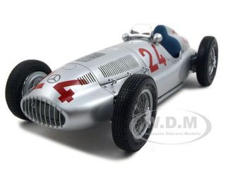 CMC Mercedes Benz W25 1934 1/18 Mercedes Benz W25 1934 - Die-cast