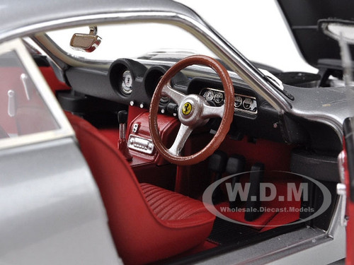 1/18 Hot Wheels Elite Ferrari 250 GT Berlinetta Lusso Eric