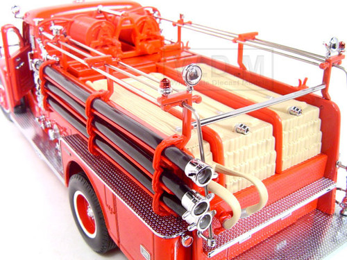 1958 Seagrave 750 Fire Engine Truck Red 1/24 Diecast Model Road