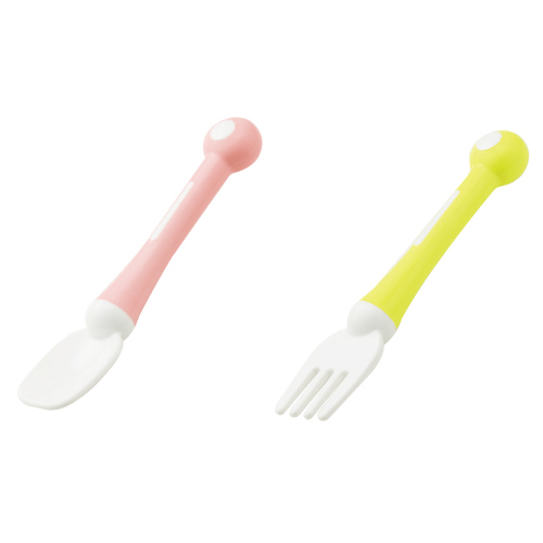 first-time-spoon-and-fork-aurorababynkids.jpg