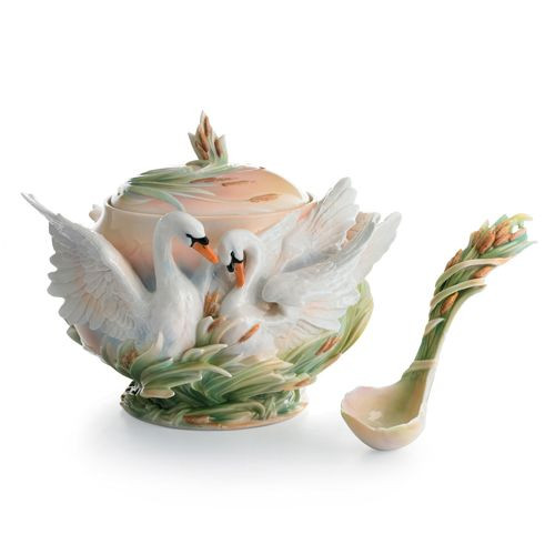 Franz Porcelain Swan Lake Soup Tureen & Ladle Set FZ01558