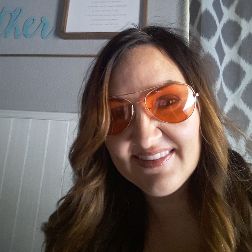 Mechael wearing Pilot TheraSpecs Indoor