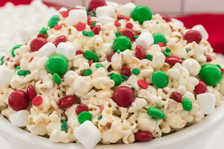 Santa Crunch Popcorn recipe Santa Crunch Popcorn recipe