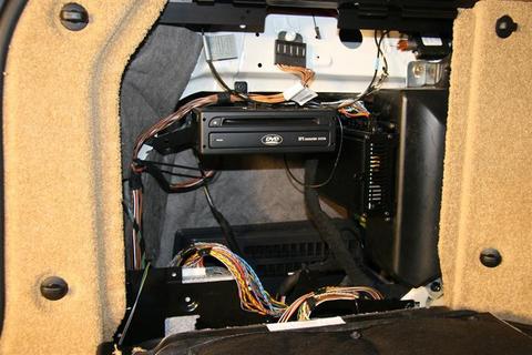 Range Rover 2002-2004 L322 Radio's & Obstacles - Audio ... harman kardon wiring diagram range rover 