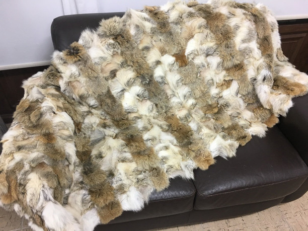 coyote light brown fur blanket/throw coyote light brown fur blanket/throw
