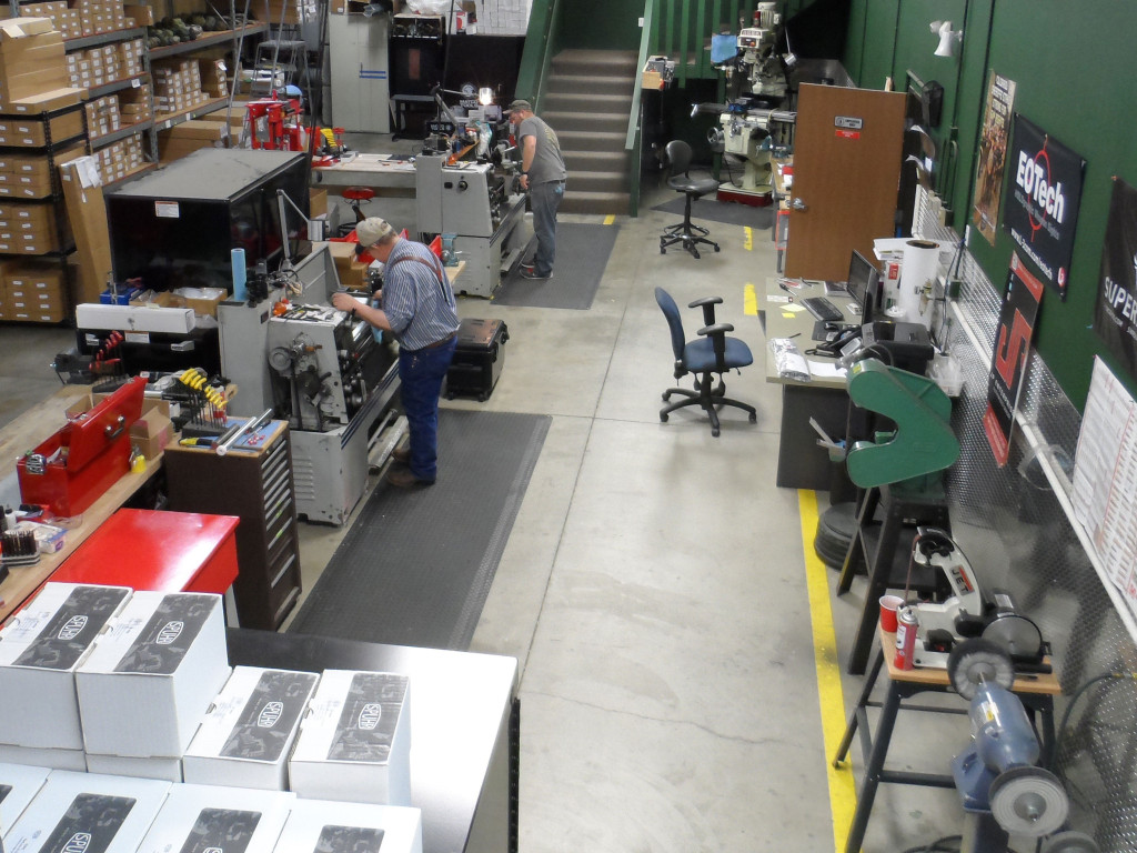shop-1024x768.jpg shop-1024x768.jpg