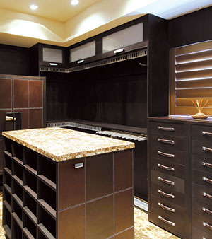 sl-apps-closet.jpg sl-apps-closet.jpg